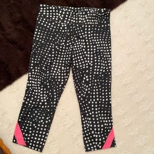 Under Armour workout capris